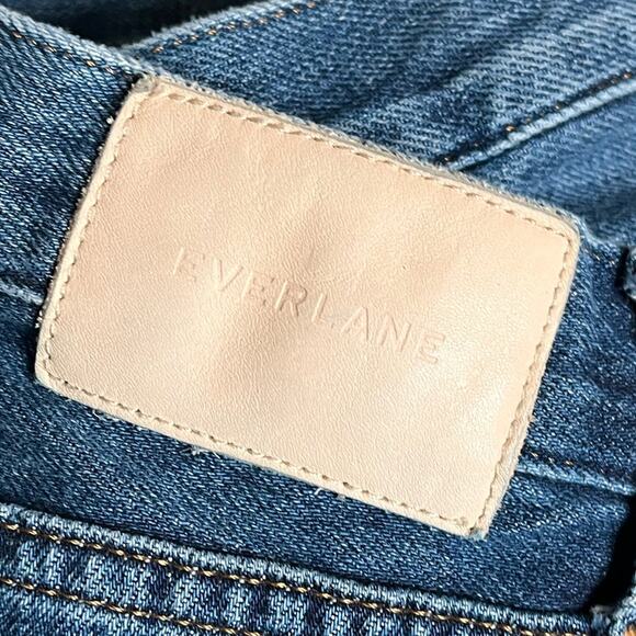 EVERLANE The Summer Jean Jeans size 28 High Waisted Medium Wash Ripped Knees - Picture 4 of 6